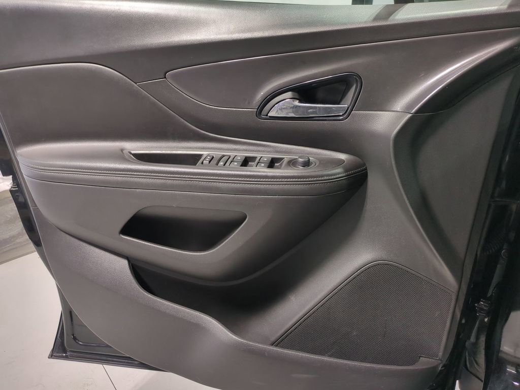 Thumbnail: 2018 Buick Encore - 34