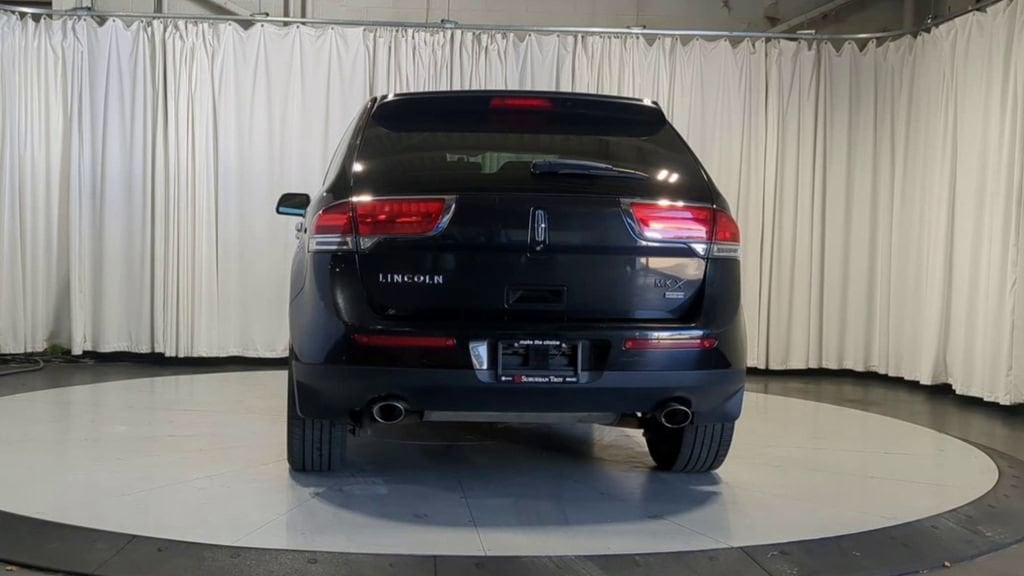 Thumbnail: 2015 Lincoln MKX - 8