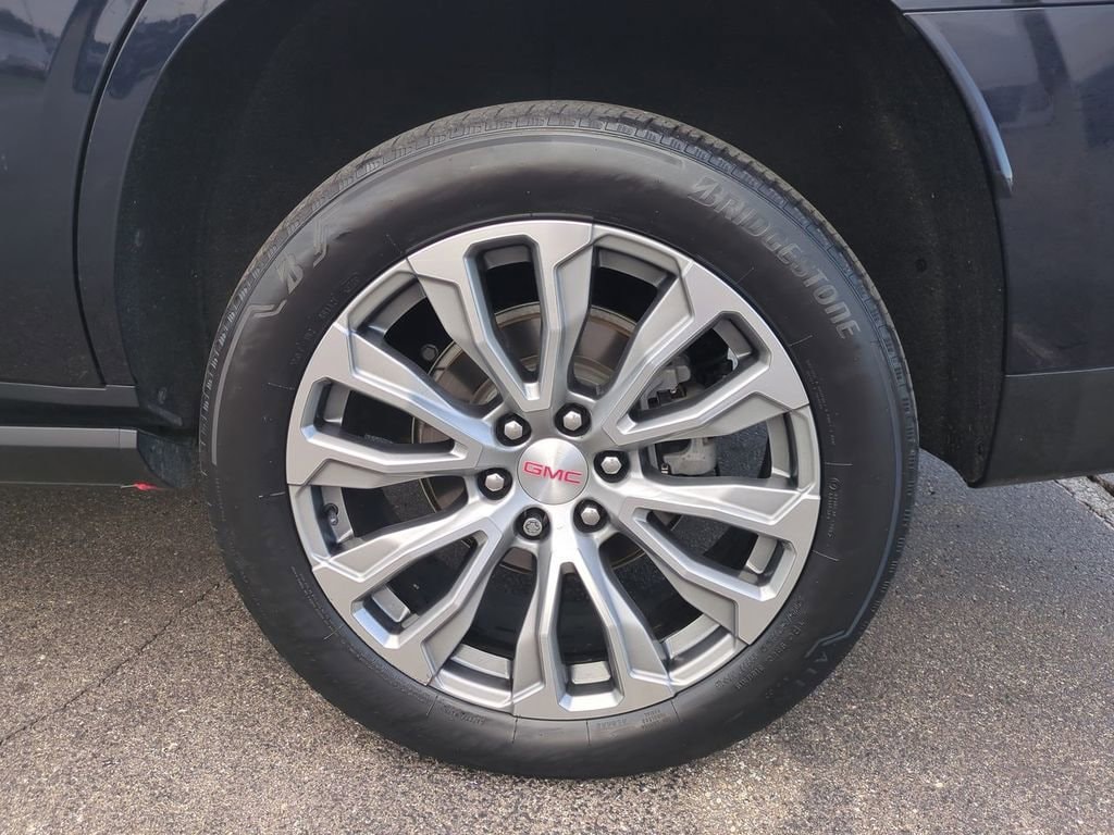 Thumbnail: 2021 GMC Yukon - 16