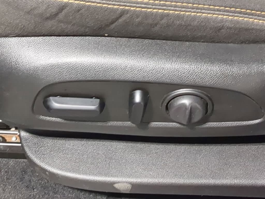 Thumbnail: 2020 GMC Terrain - 30