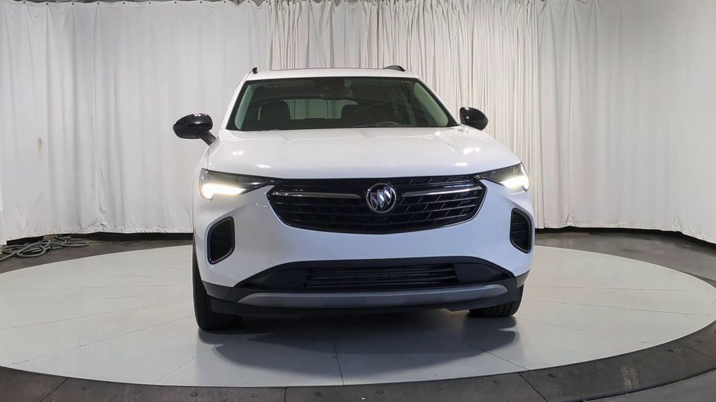 2022 Buick Envision Essence photo 2