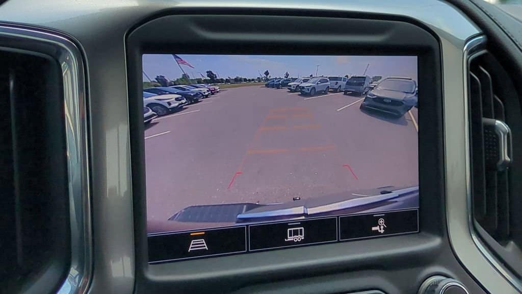 Thumbnail: 2021 Chevrolet Silverado 1500 - 31