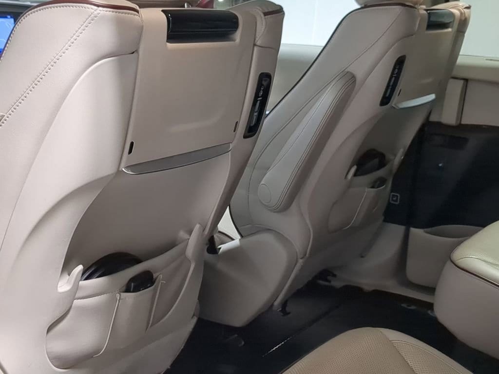 Thumbnail: 2017 Chrysler Pacifica - 33