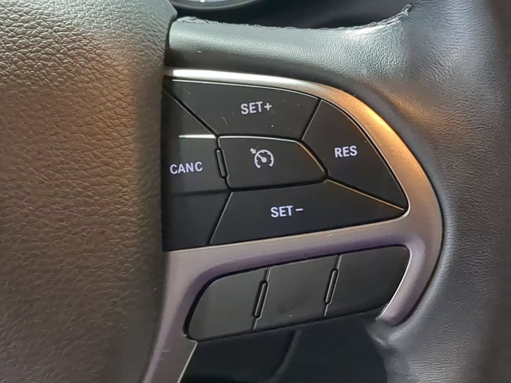 Thumbnail: 2019 Jeep Grand Cherokee - 29