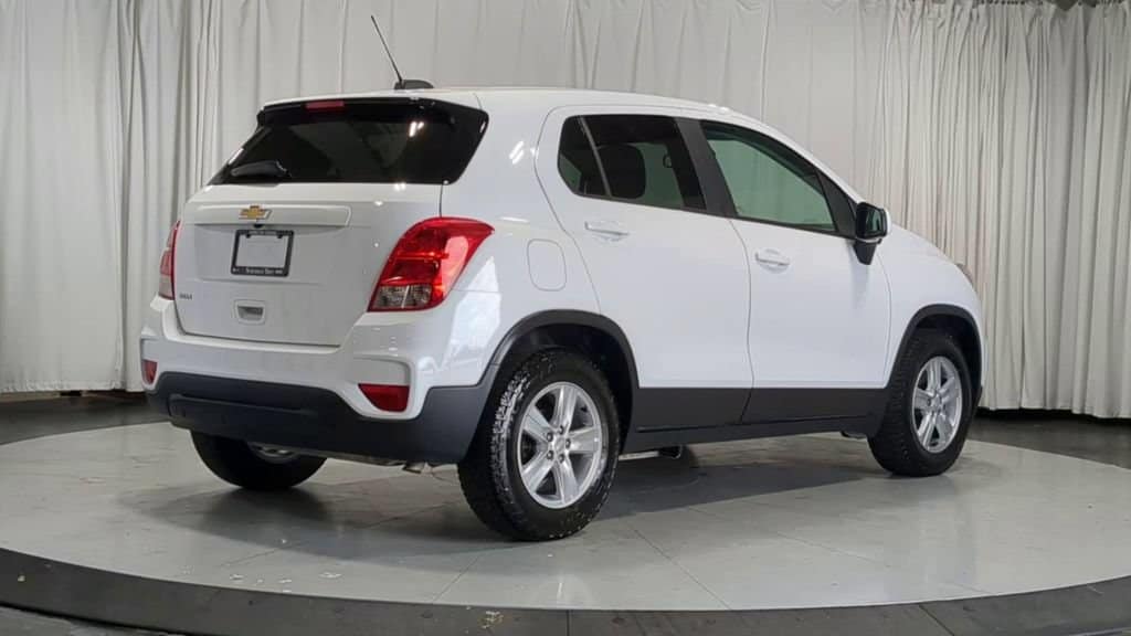 Thumbnail: 2019 Chevrolet Trax - 10