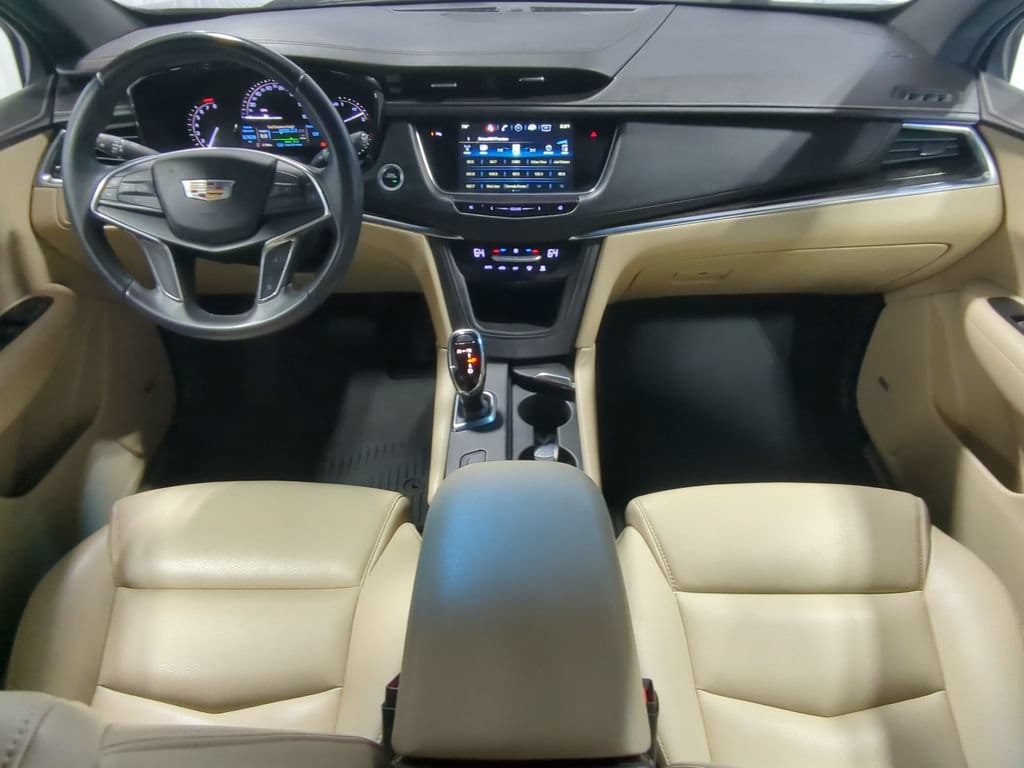 Thumbnail: 2018 Cadillac XT5 - 18