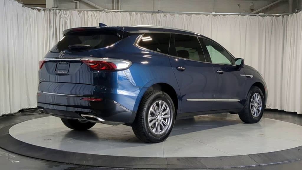 Thumbnail: 2022 Buick Enclave - 8