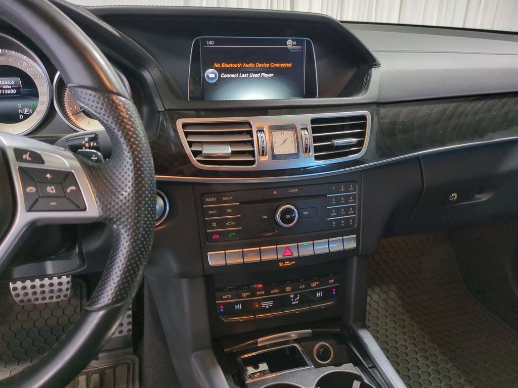 Thumbnail: 2016 Mercedes-Benz E-Class - 27