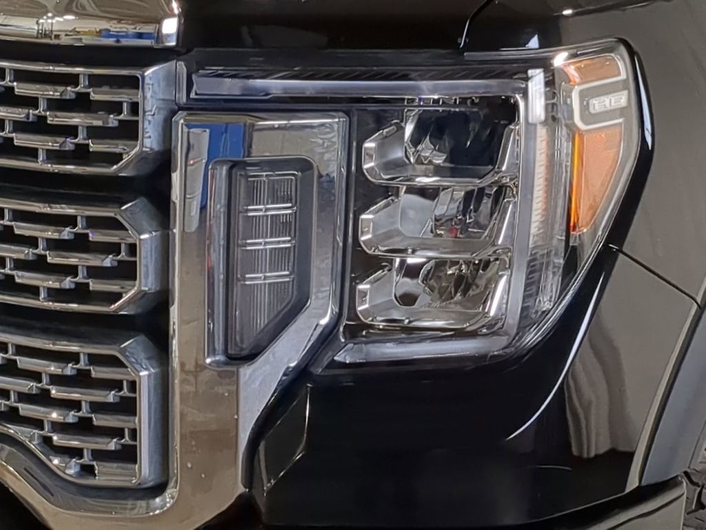 Thumbnail: 2021 GMC Sierra 2500 - 22