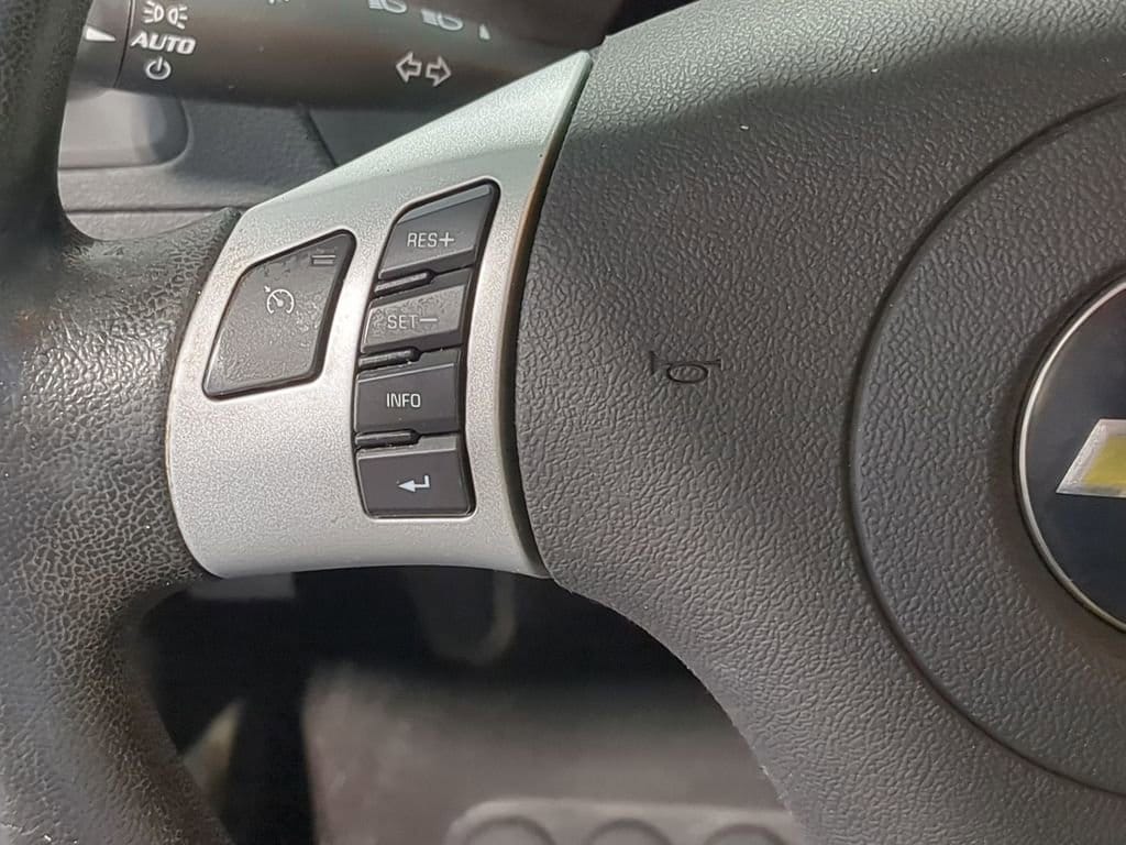 Thumbnail: 2011 Chevrolet Malibu - 28
