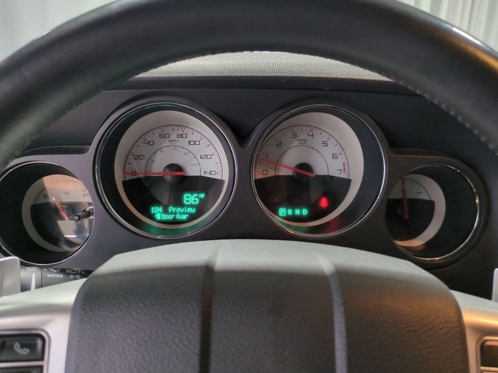 Thumbnail: 2014 Dodge Challenger - 29