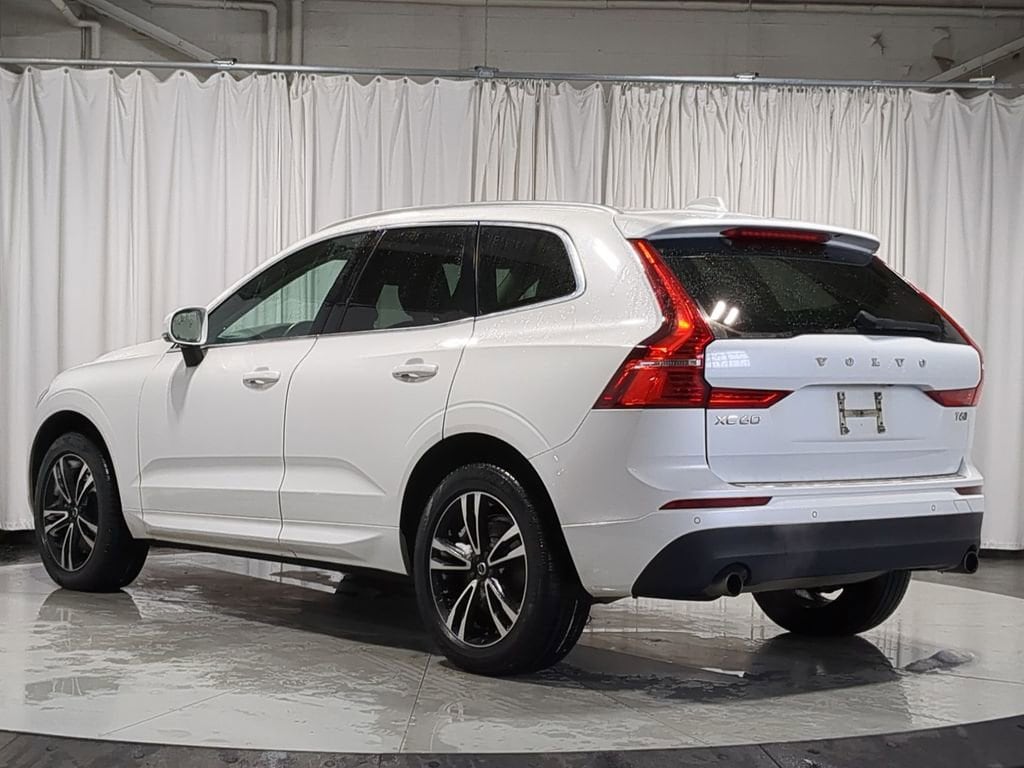 Thumbnail: 2020 Volvo XC60 - 12