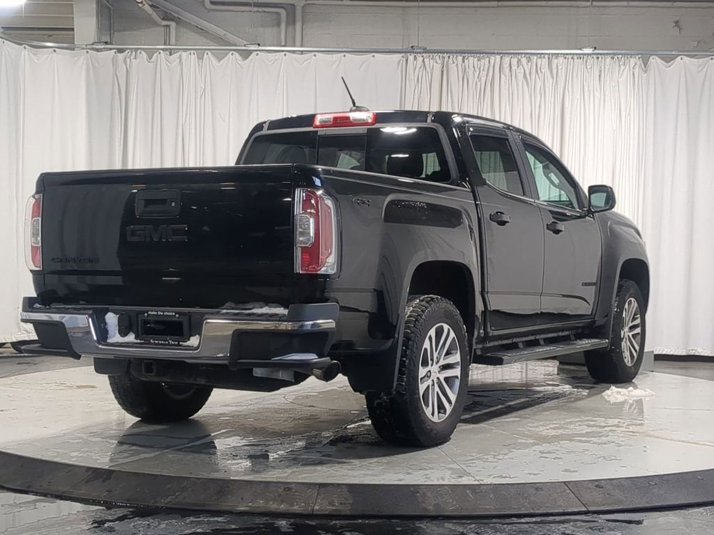 Thumbnail: 2016 GMC Canyon - 17