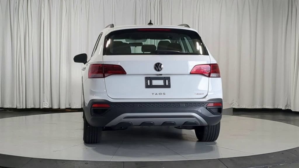 Thumbnail: 2022 Volkswagen Taos - 6