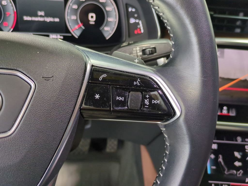 Thumbnail: 2021 Audi A6 - 31