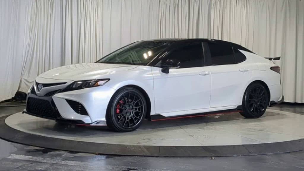 Thumbnail: 2023 Toyota Camry - 5