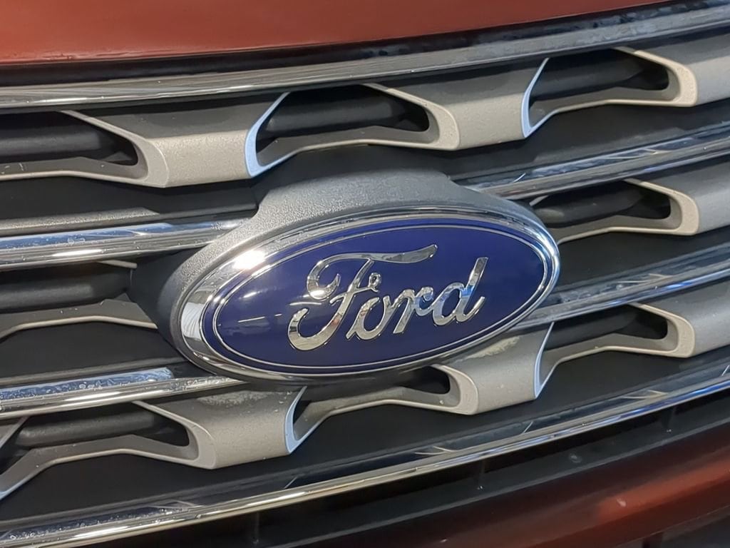 Thumbnail: 2016 Ford Explorer - 23