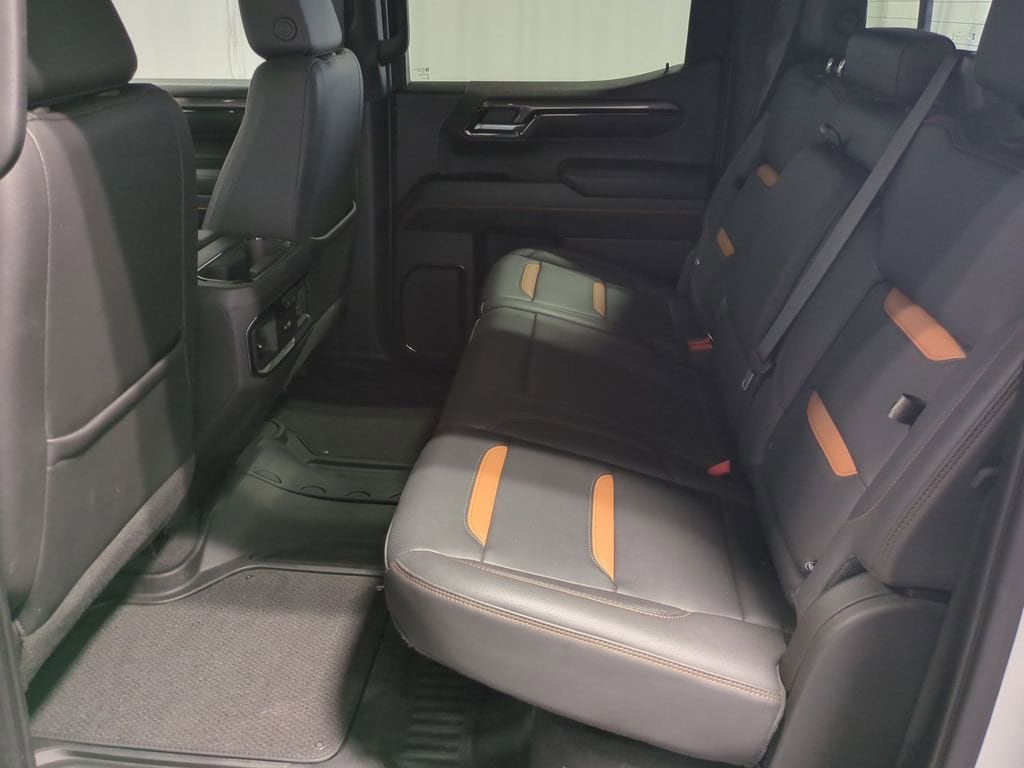 Thumbnail: 2023 GMC Sierra 1500 - 17