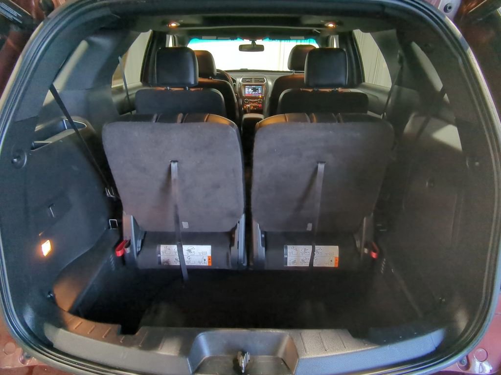 Thumbnail: 2016 Ford Explorer - 48