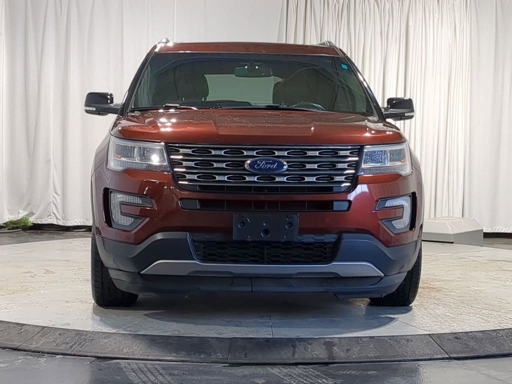 Thumbnail: 2016 Ford Explorer - 21
