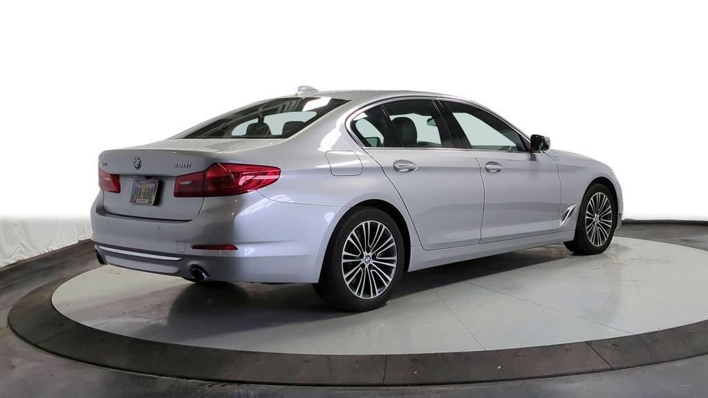 Thumbnail: 2018 BMW 5 Series - 10