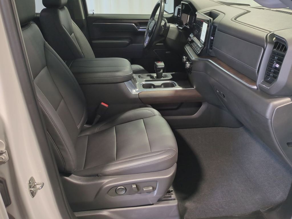 Thumbnail: 2023 GMC Sierra 1500 - 21