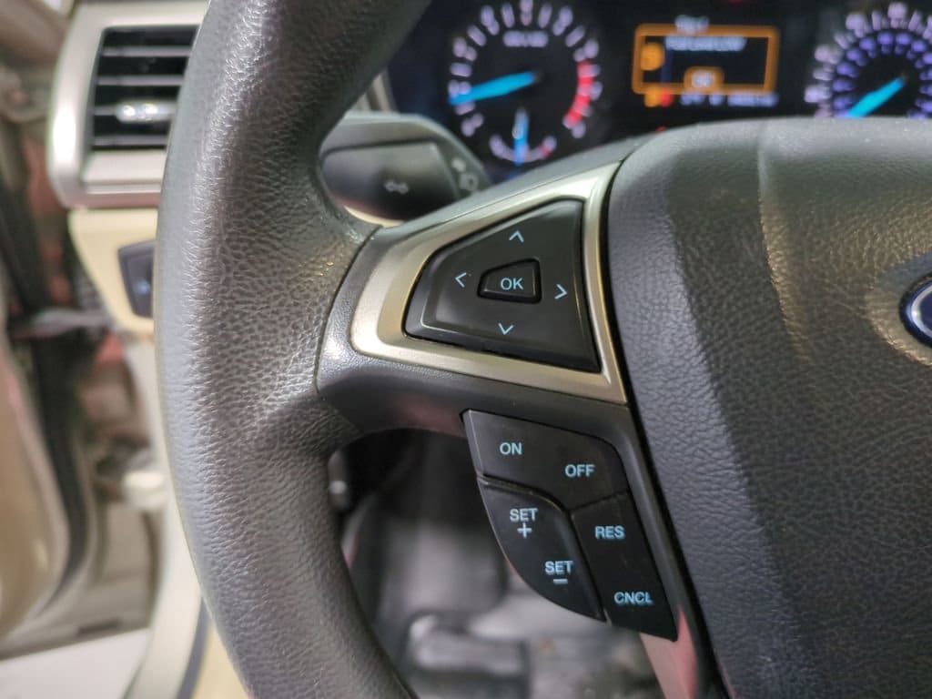 Thumbnail: 2015 Ford Fusion - 27