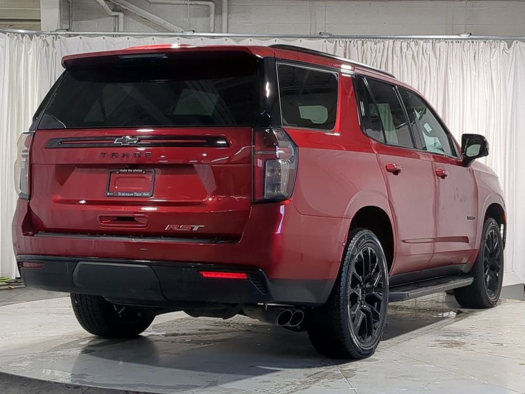 Thumbnail: 2023 Chevrolet Tahoe - 14