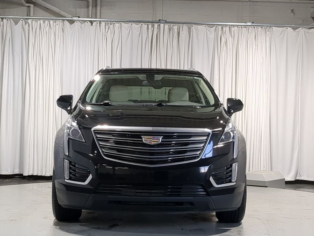 Thumbnail: 2018 Cadillac XT5 - 21
