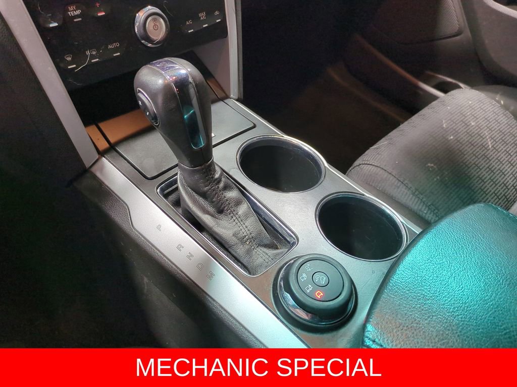 Thumbnail: 2013 Ford Explorer - 31