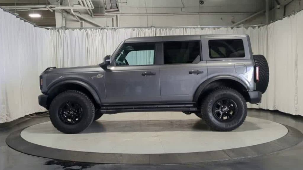 Thumbnail: 2023 Ford Bronco - 6