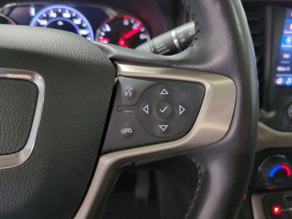 Thumbnail: 2022 GMC Acadia - 31