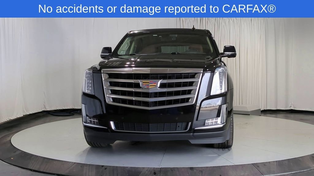 Thumbnail: 2016 Cadillac Escalade - 3