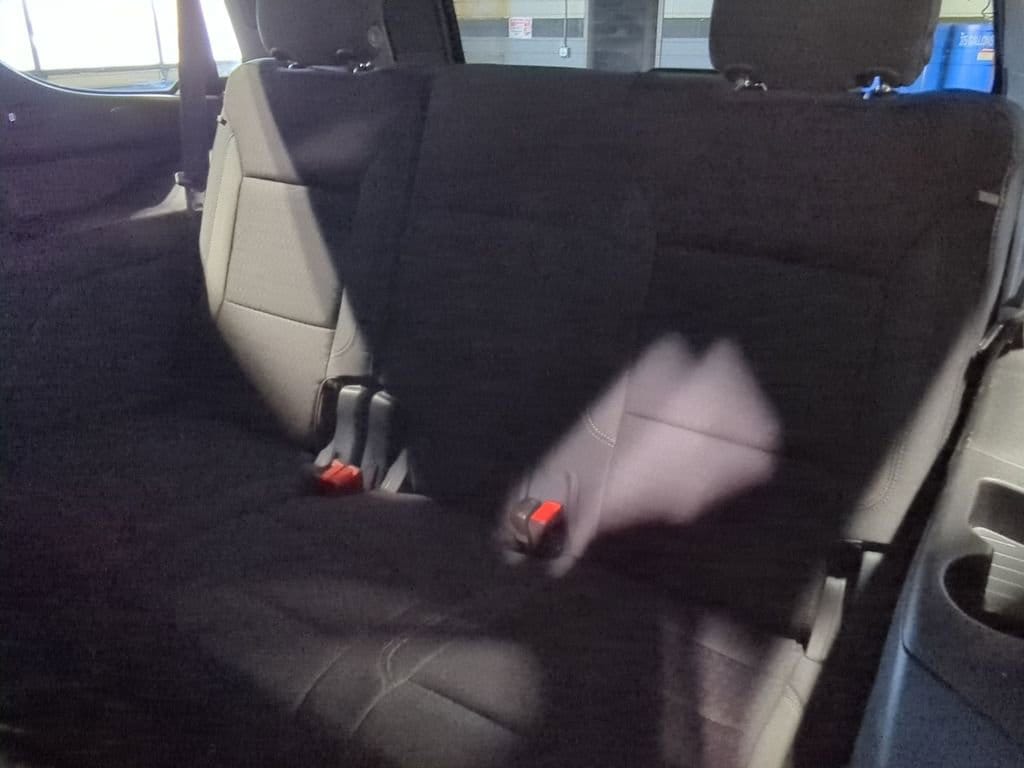 Thumbnail: 2023 GMC Yukon - 33