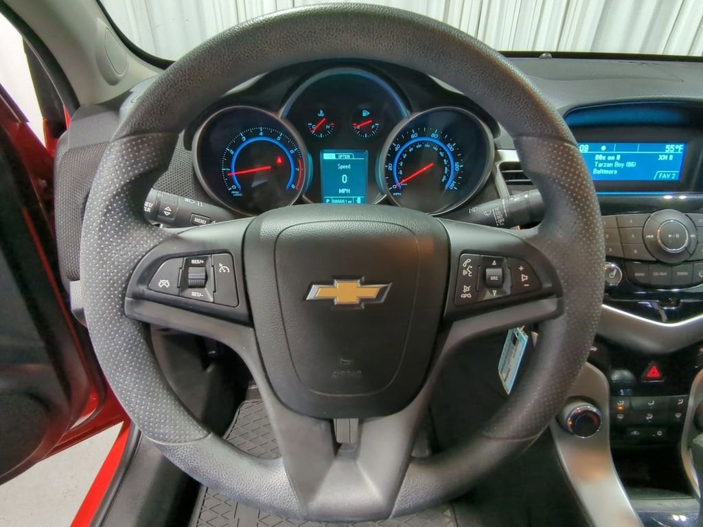 Thumbnail: 2016 Chevrolet Cruze - 25