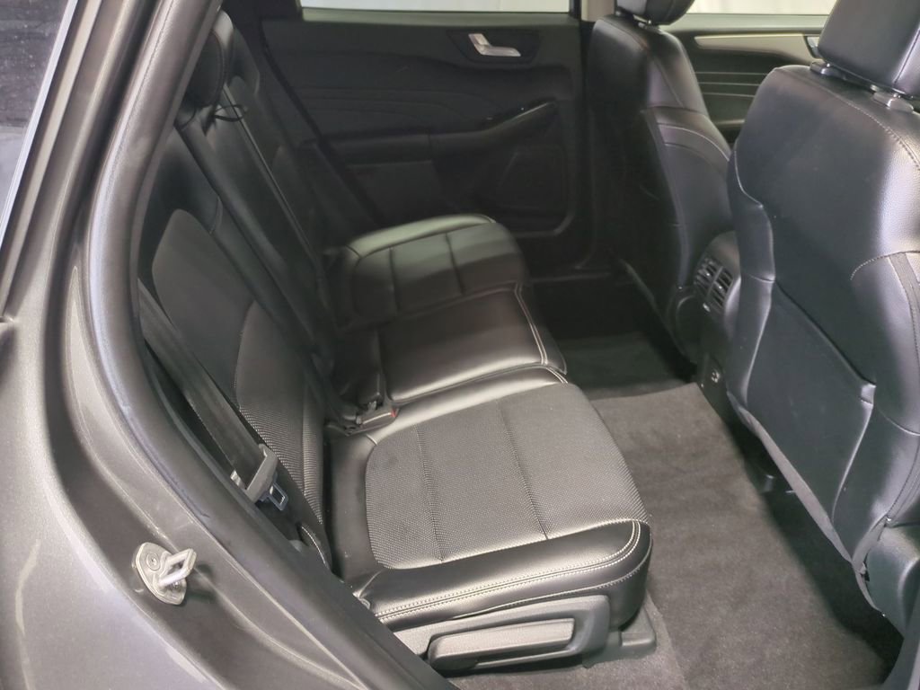 Thumbnail: 2022 Ford Escape - 22