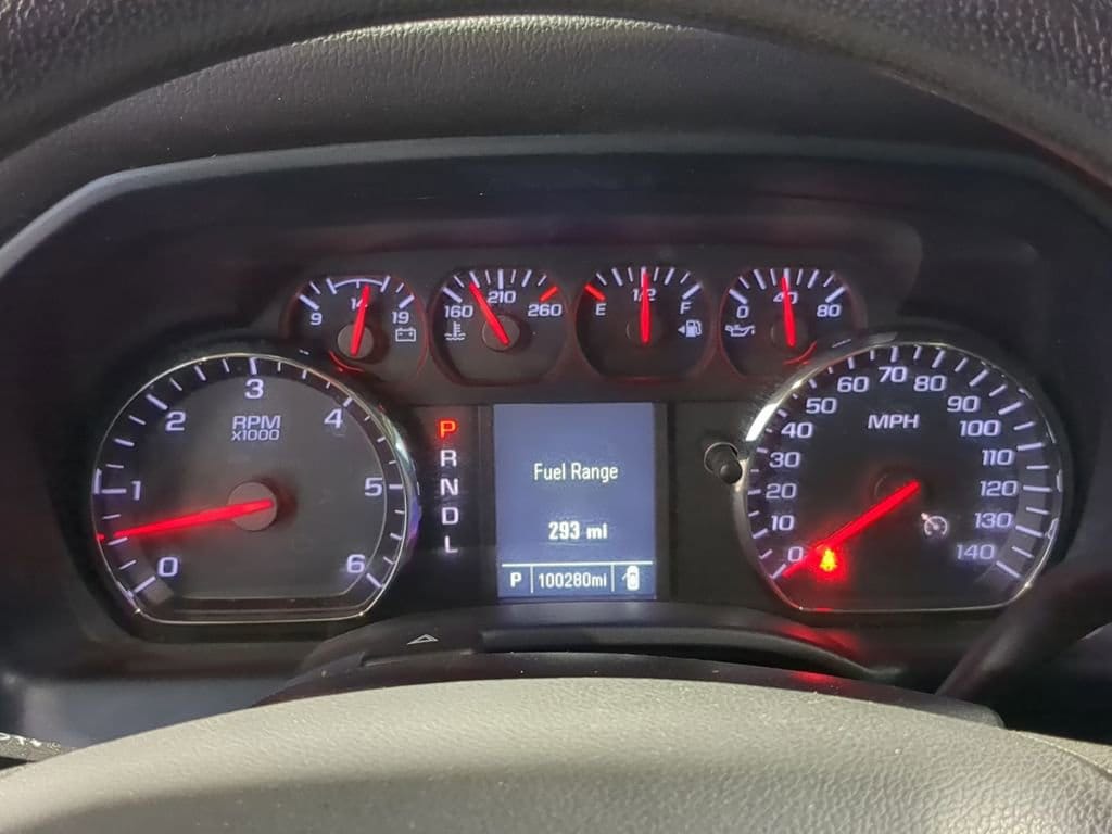 Thumbnail: 2018 Chevrolet Silverado 1500 - 31