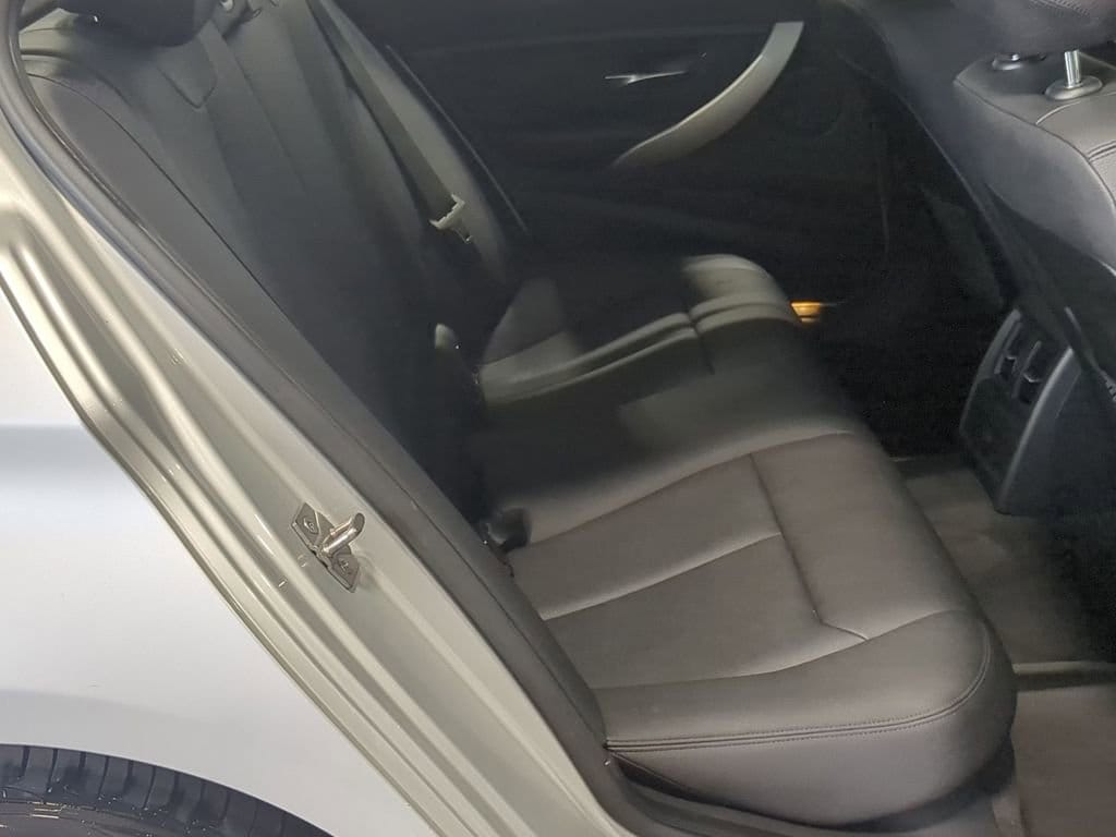 Thumbnail: 2013 BMW 3 Series - 27