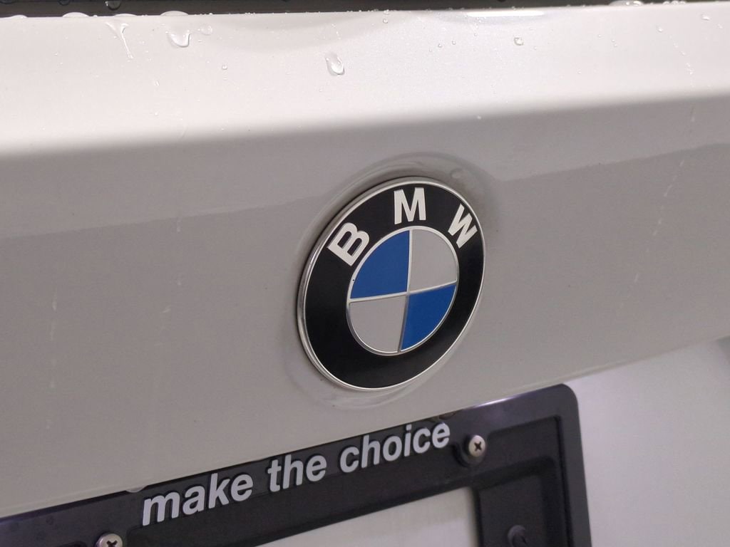 Thumbnail: 2021 BMW X1 - 15