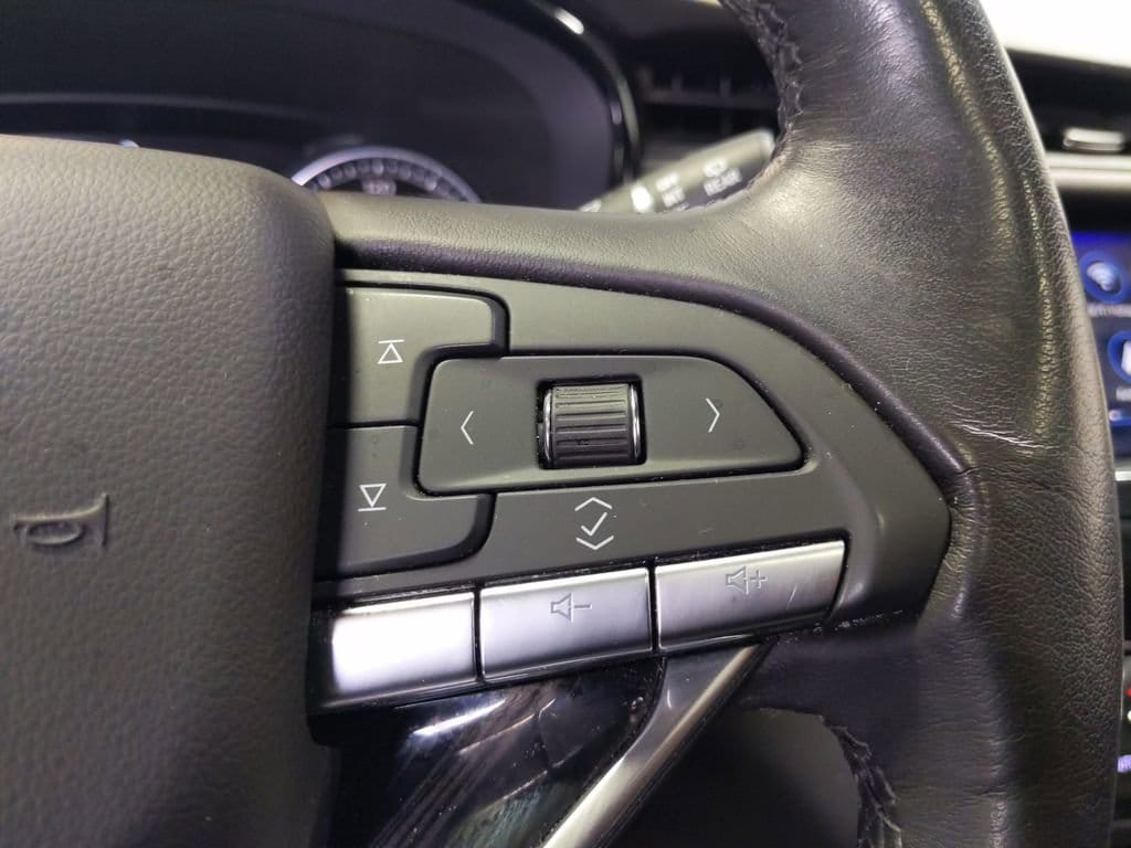 Thumbnail: 2021 Cadillac XT6 - 24
