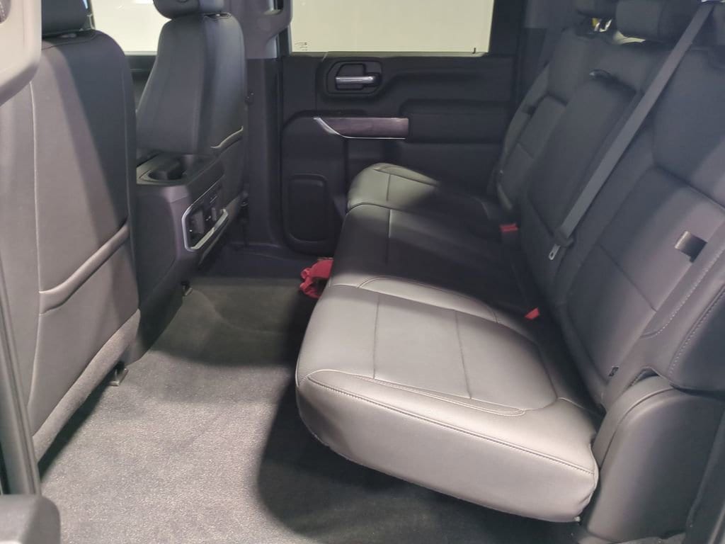 Thumbnail: 2021 Chevrolet Silverado 3500 - 23