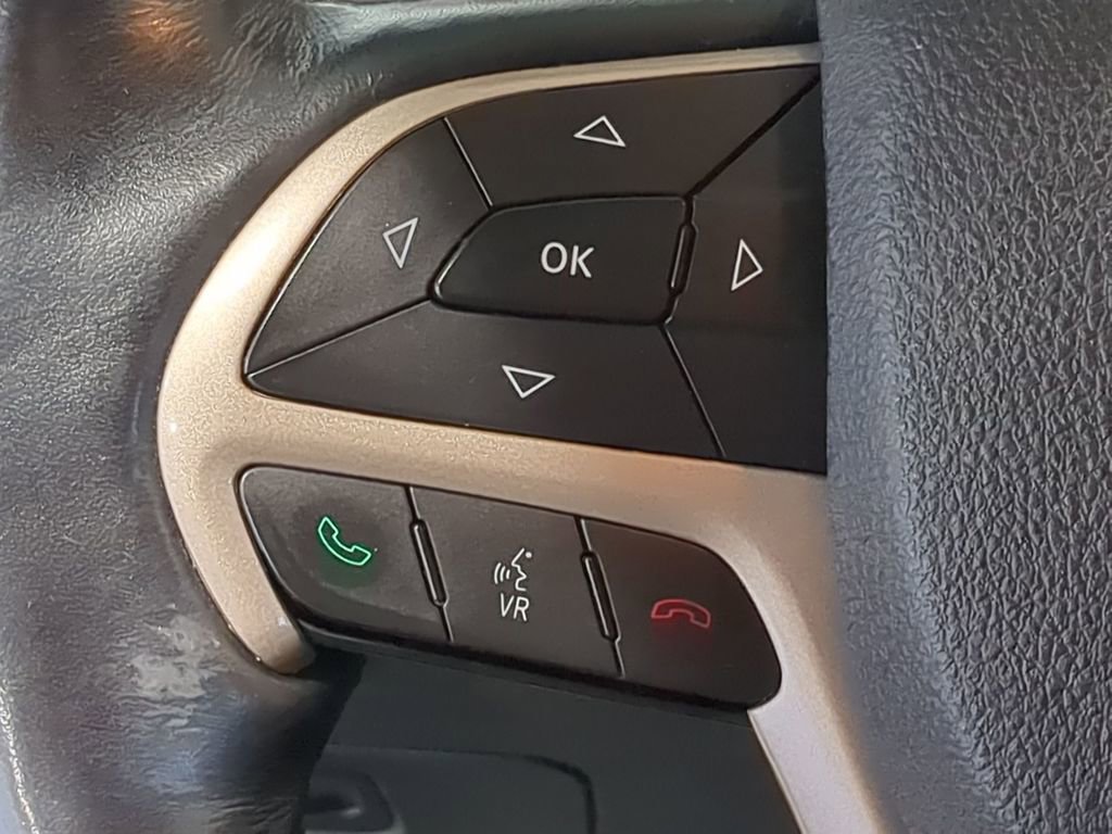 Thumbnail: 2016 Jeep Cherokee - 27