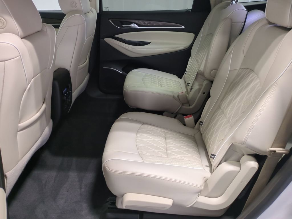 Thumbnail: 2022 Buick Enclave - 18
