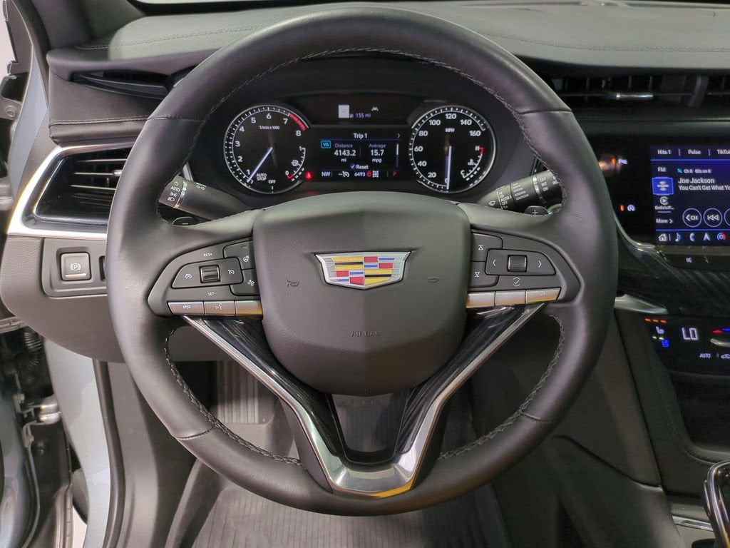 Thumbnail: 2025 Cadillac XT6 - 23