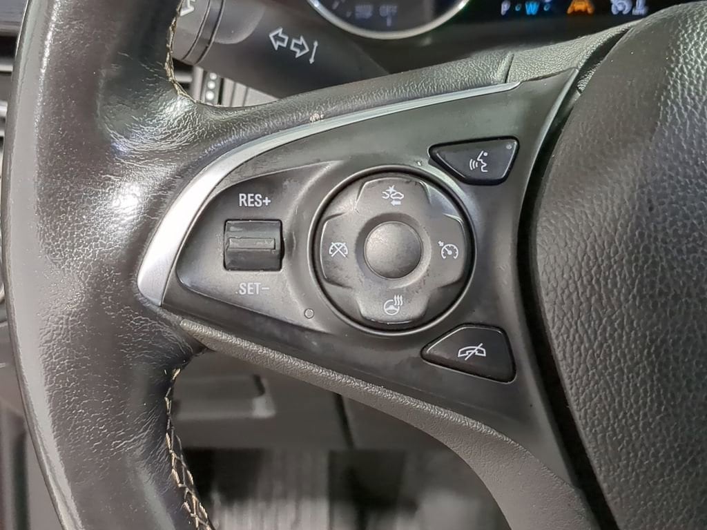 Thumbnail: 2017 Buick Envision - 36