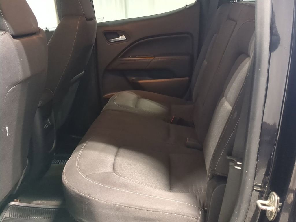 Thumbnail: 2016 GMC Canyon - 32