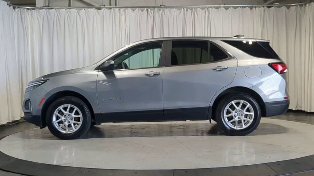 Thumbnail: 2023 Chevrolet Equinox - 5