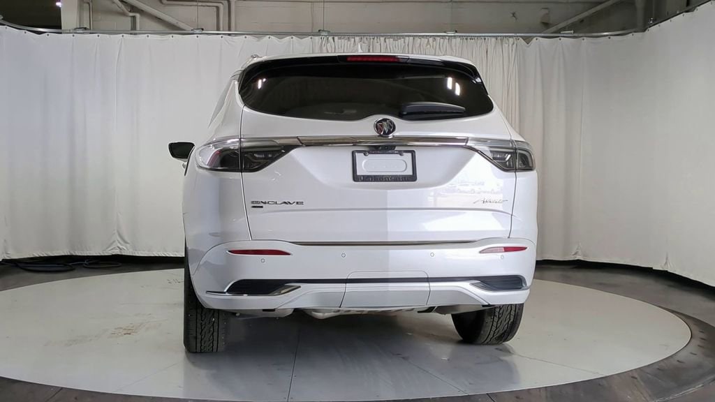 Thumbnail: 2022 Buick Enclave - 7