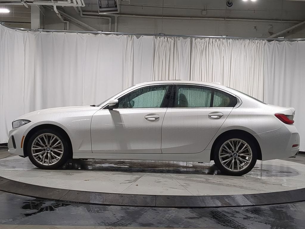 Thumbnail: 2024 BMW 3 Series - 14