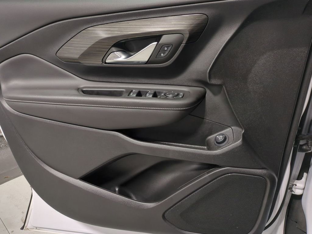 Thumbnail: 2022 GMC Terrain - 30